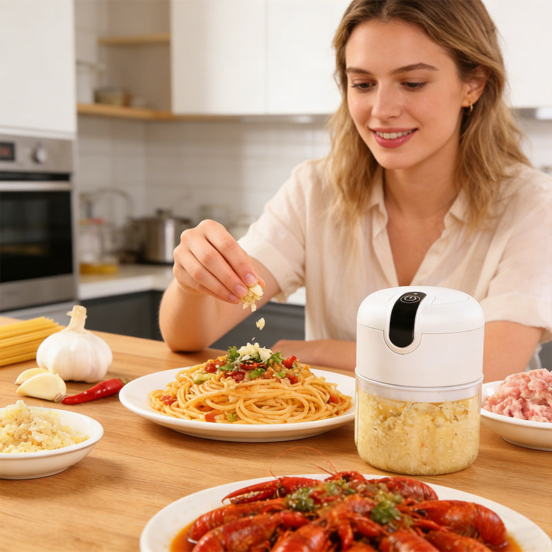 Mini Automatic Portable Food Processor, Triple Blade, USB 250 mL Electric Bivolt